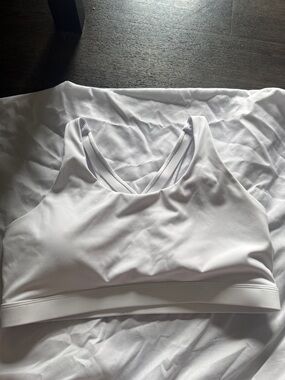 White Cross-Back Sports Bra - Light Support